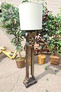 lot 166 image: 6 Tall Floor Lamp