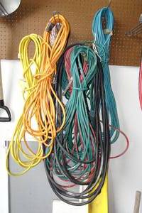 lot 213 image: Assorted Hardware -Hoses, Extension Cords