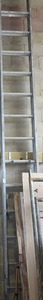 lot 588 image: 32 Aluminum Extension Ladder