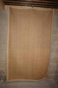 lot 110 image: IndoorOutdoor Area Rug 4.5x7.5
