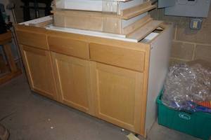 lot 113 image: 3-Door Cabinet