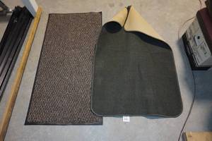 lot 114 image: 2 Rugs 30x46 & 2x4