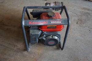 lot 117 image: Kawasaki KWS30A Gas Semi-Trash Water Pump