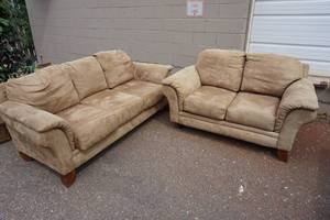 lot 124 image: Beige Micro Fiber CouchLove Seat Set
