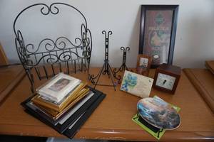 lot 417 image: Assorted Home Dcor -Picture Frames, Magazine Rack
