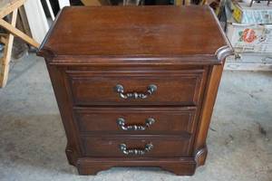 lot 151 image: Wood Night Stand with Drawers - 26x16x26.5