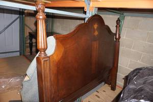 lot 609 image: Wood Queen Bed Frame - Head Board is 65x58