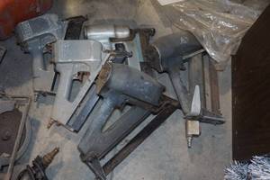 lot 617 image: 5 Vintage Senco Air Framing Nailers and Staplers