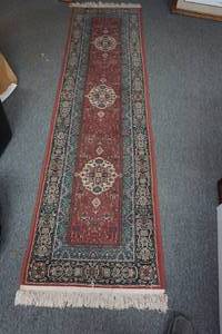 lot 631 image: Runner Rug 2x95