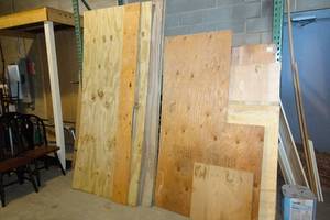 lot 140 image: Assorted Plywood