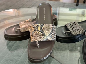 lot 34 image: Two Pairs of Donald Pliner Sandals, Size 9