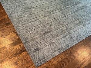 lot 36 image: Large Decorative Area Rug