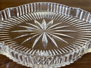 lot 40 image: Beautiful Crystal Dish