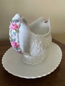 lot 13B image: Spode Bridal Rose Gravy Bowl with Underplate & Two Small Dishes
