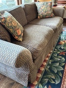 lot 46 image: Upholstered Sofa