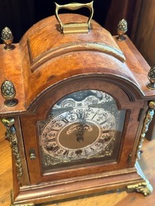lot 53 image: Tempus Fugit Decorative Clock