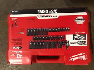 lot 9 image: Milwaukee SHOCKWAVE 38 in. Drive SAE and Metric 6 Point Impact Socket Set (43-Piece)   Customer Returns See Pictures