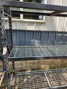lot 16 image: Pallet Rack