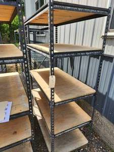 lot 19 image: Pallet Rack