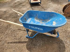 lot 26 image: Wheel Barrow