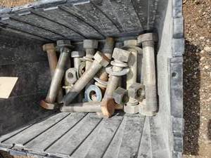 lot 51 image: Bolts