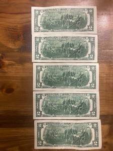 lot 53 image: 5 $2 bills