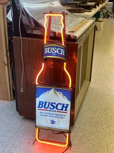 lot 12 image: Busch Beer Leon Sign