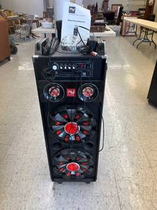 lot 18 image: Nutek TS-90118BL Portable Speaker with Karaoke Function