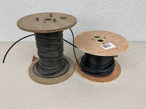lot 49 image: 2 Rolls Wire
