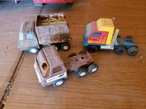 3 Tonka Toys