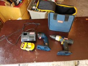 Ryobi 18v Drill and Light