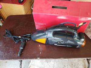8 in 1 Auto Vac and Air Compressor