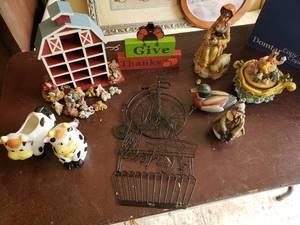 All Decor Pictured