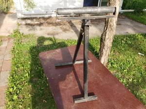 Roller Stand