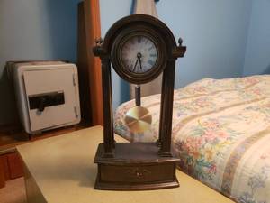 Table Clock