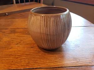 Frankoma Coconut Vase  Planter T7