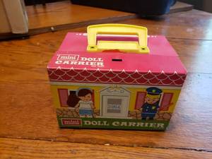 Mini Metal Doll Carrier