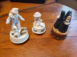 3 Musical Decor Pieces