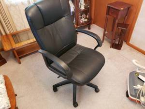 Black Computer Desk Chair