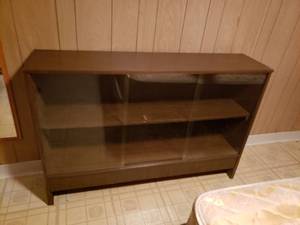 Sliding Glass Door Display Shelf