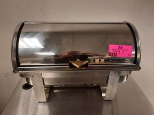 lot 91 image: Winco 8 Qt Chafer