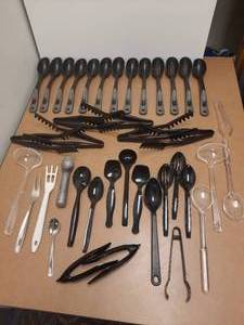 lot 218 image: Kitchen Utensils