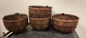 lot 195 image: Handmade Fruit Market Baskets