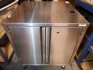 lot 26 image: Stainless Steel NSF Rolling Prep station.