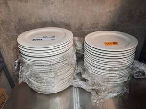 lot 186 image: Syracuse Restaurant Ware China