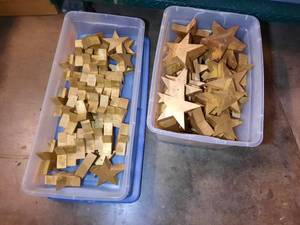 lot 249 image: Star-shaped Wood Stanchions