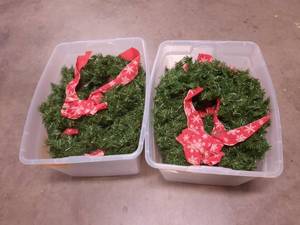 lot 254 image: Pine Wreaths