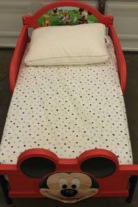 lot 19 image: Childrens Mickey Mouse Bedframe w Mattress, Bed Sheet, and Pillow