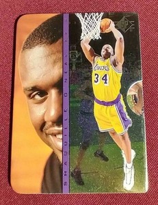 lot 16 image: 1996-97 SP Shaquille ONeal Pull Out Insert Card