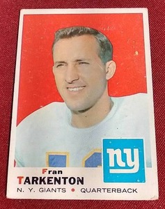 lot 59 image: 1969 Topps Fran Tarkenton Card